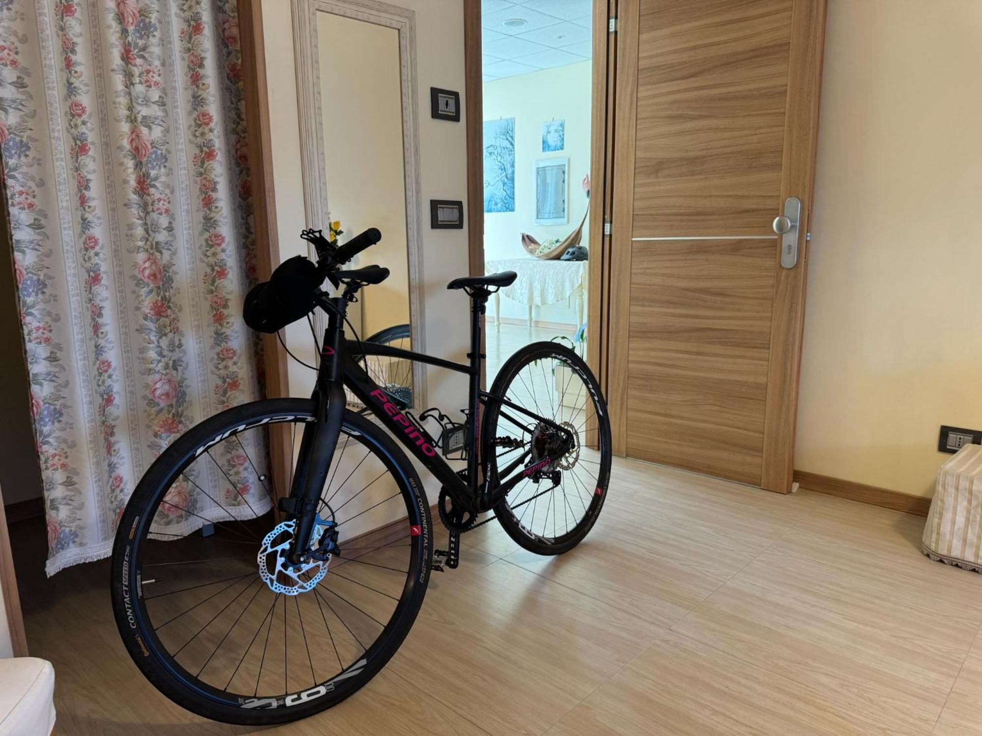 B&B Eremes Cuneo Exterior foto